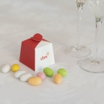 scatolina porta confetti bianca e rossa