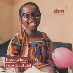 042_2 Cartolina solidale regala occhiali