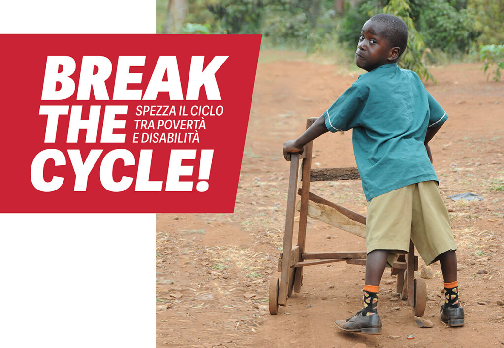 bambino con disabilità con ausilio