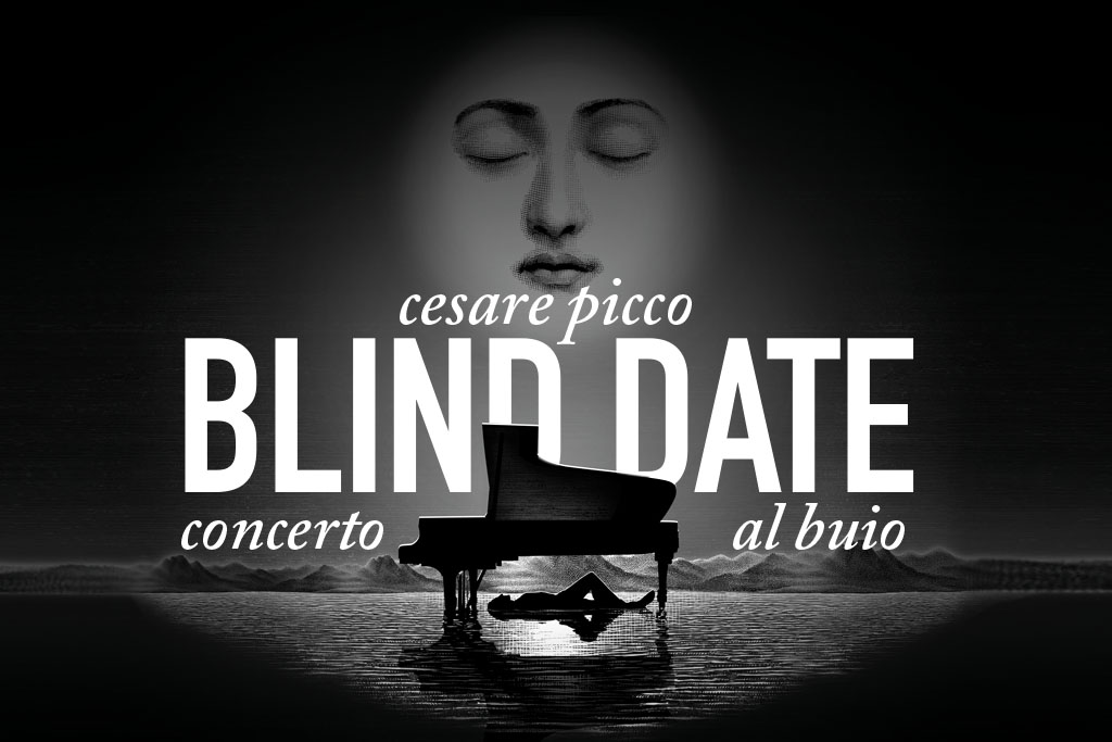Pianoforte su sfondo nero con scritta Blind Date
