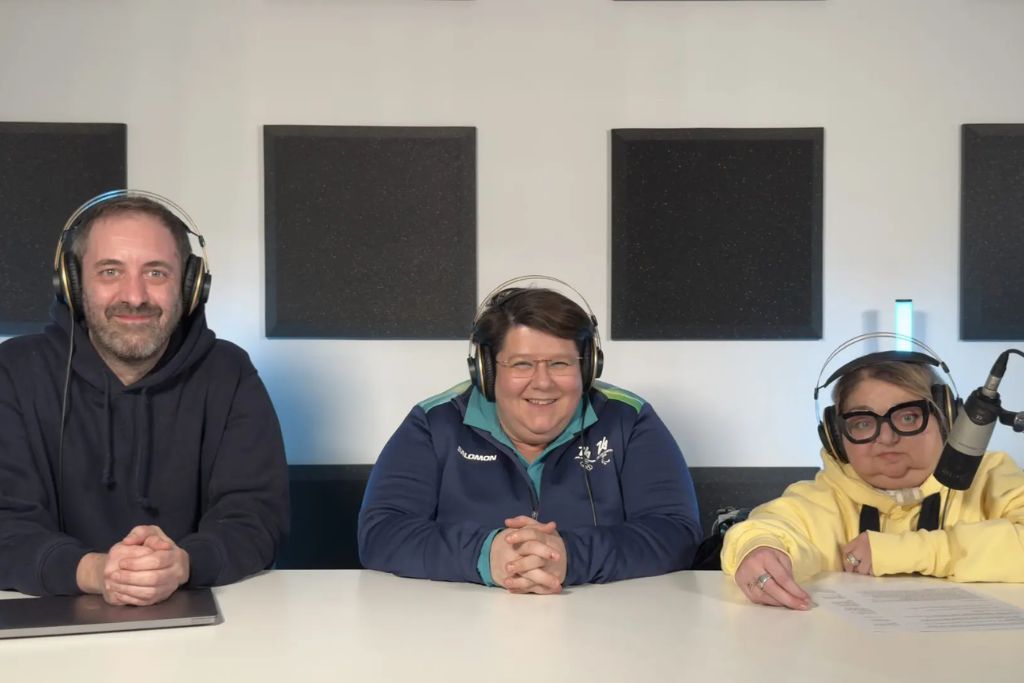 jacopo cirillo, anna rossi e marina cuollo ai microfoni di criptonite